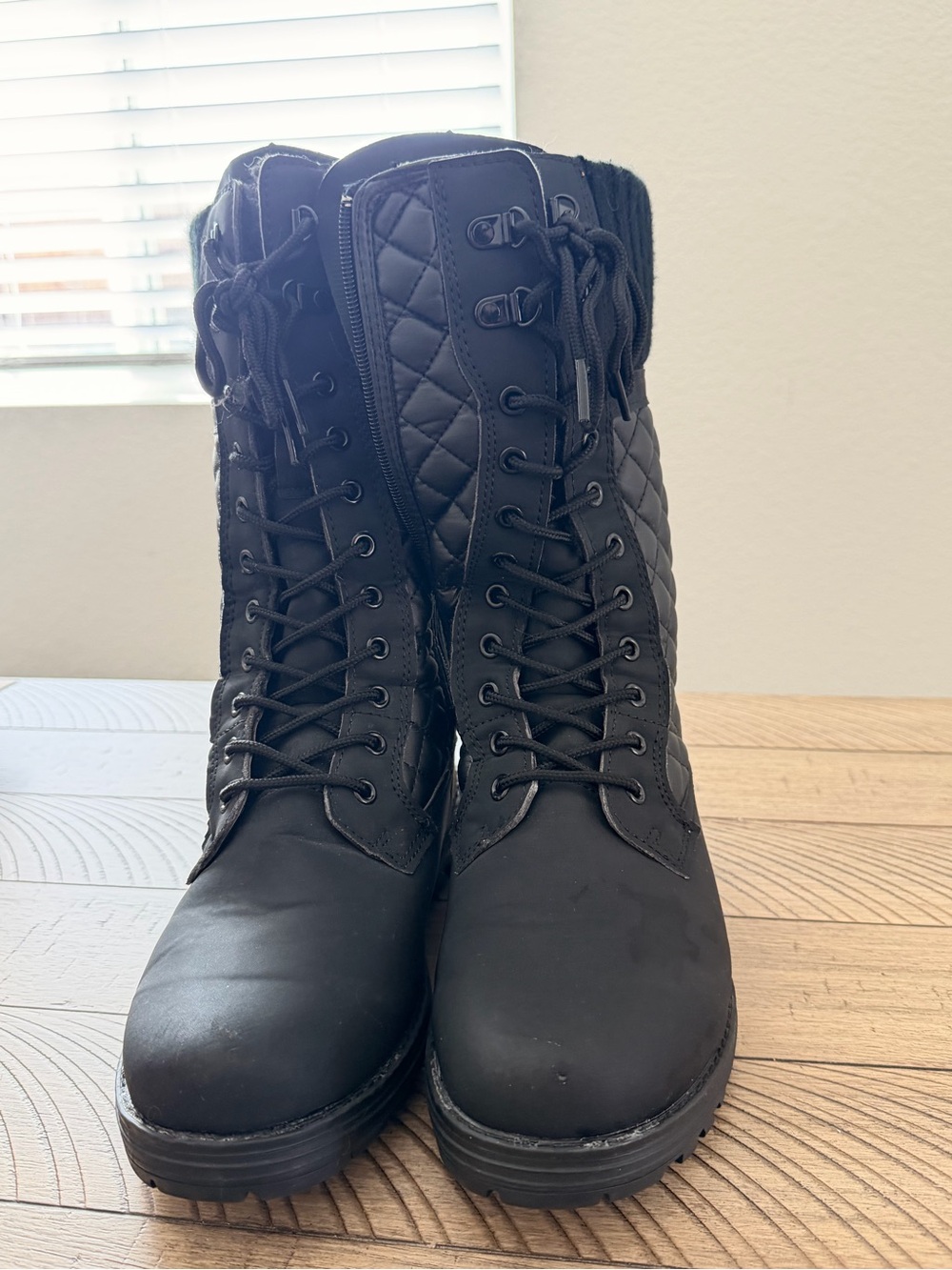 POLAR Black Quilted Lace-Up Zipper Winter Boots